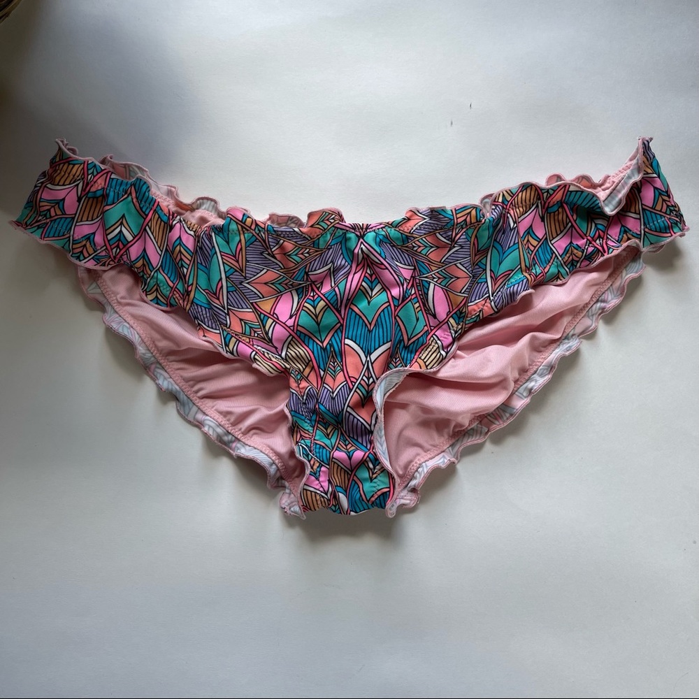✨ Target Multi-Color Ruched Cheeky Bikini Bottom ✨